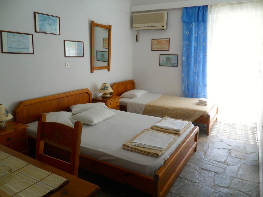 Sunningdale Hotel Agia Galini  Exterior photo